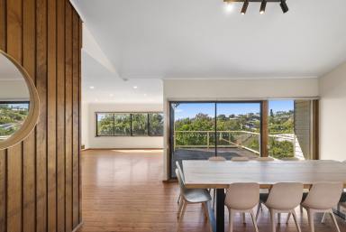 House Leased - NSW - Gerringong - 2534 - Spacious 5-Bedroom Home for the Whole Family  (Image 2)