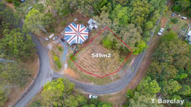 Residential Block For Sale - QLD - Russell Island - 4184 - Unique Corner Block for Your Creative Vision under $50k!  (Image 2)