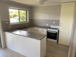 House Leased - VIC - Canadian - 3350 - Freshly Updated Unit - Available Now  (Image 2)