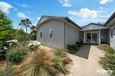 House Sold - TAS - Richmond - 7025 - Outstanding Family Home  (Image 2)