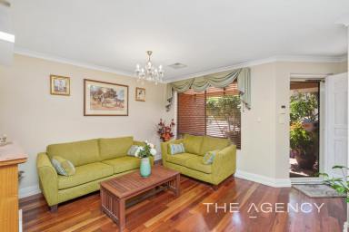 House Sold - WA - Mindarie - 6030 - SPACIOUS FAMILY LIVING ON THE COAST  (Image 2)