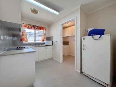 Flat Leased - VIC - Kerang - 3579 - Great Location!  (Image 2)