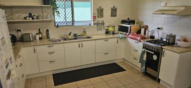 House For Sale - QLD - Taylors Beach - 4850 - NEAT, BLOCK HOME ON CORNER BLOCK OF LAND!  (Image 2)