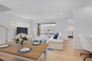 Villa Sold - NSW - Laurieton - 2443 - Sophisticated and Stylish in Town  (Image 2)