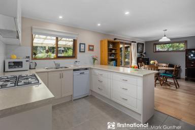 House Sold - VIC - Healesville - 3777 - Country Charm in Town!  (Image 2)