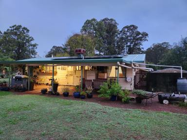 House For Sale - QLD - Blackbutt - 4314 - Spacious 3 bedroom home on 4.98 acres, with a 2 & 3 bay garage.  (Image 2)