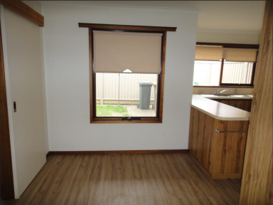 Apartment Leased - VIC - Sebastopol - 3356 - 2 BEDROOM APARTMENT CLOSE TO ALL AMENITIES  (Image 2)