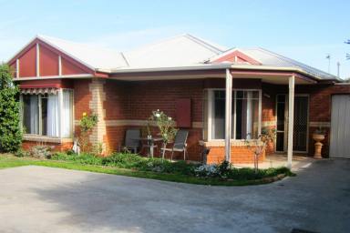 Unit Leased - VIC - Mansfield - 3722 - Comfort and Convenience .  (Image 2)