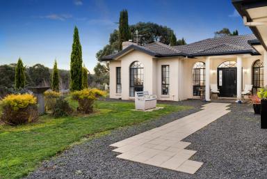House For Sale - VIC - Woodend - 3442 - Exceptional Country Living on 3.76 acres  (Image 2)