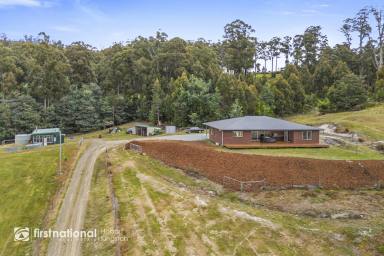 House For Sale - TAS - Surges Bay - 7116 - Lifestyle Property with Panoramic Water Views  (Image 2)