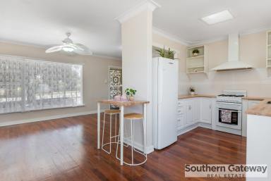 House Sold - WA - Orelia - 6167 - SOLD BY HELEN SOUTER - SOUTHERN GATEWAY REAL ESTATE  (Image 2)