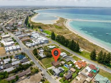 House Sold - WA - Shoalwater - 6169 - Coastal Dreaming: A Lifestyle Opportunity  (Image 2)