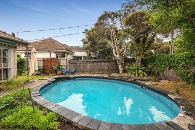 House Leased - VIC - Mentone - 3194 - RENOVATED HERITAGE HOME | POOL | MOMENTS FROM BEACH  (Image 2)