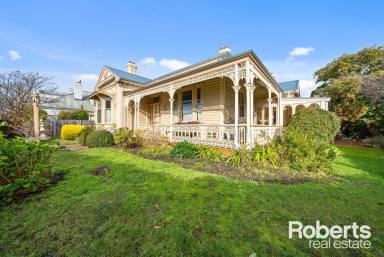 House Leased - TAS - Battery Point - 7004 - Gracious Family  Home In The Heart of Battery Point  (Image 2)