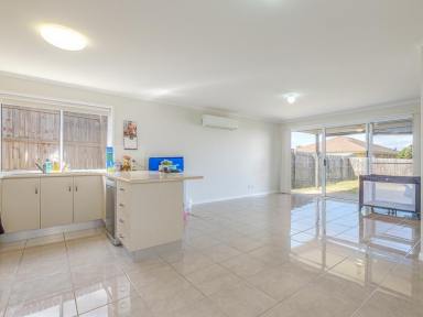 Duplex/Semi-detached Sold - QLD - Southside - 4570 - Astute buyer wanted… Home or Investment  (Image 2)