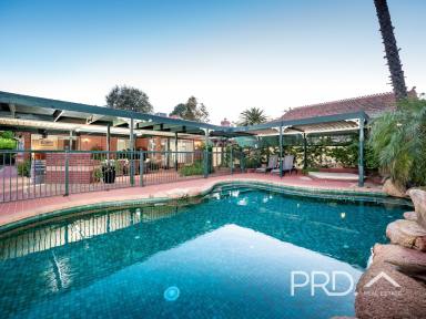 House For Sale - VIC - Kialla - 3631 - An Exclusive Federation-Style Sanctuary in the Serene Arcadia Downs Drive of Kialla  (Image 2)