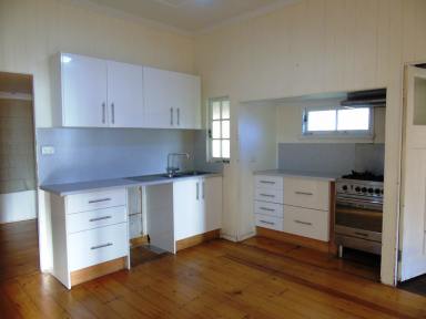 House Leased - QLD - West Mackay - 4740 - TWO BEDS AND STUDY, SHED, CLOSE TO CBD AND HOSPITAL  (Image 2)