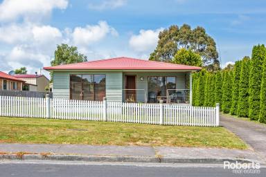 House Sold - TAS - Strahan - 7468 - Versatile and charming family home  (Image 2)