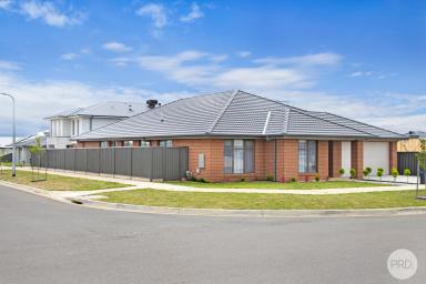 House Sold - VIC - Lucas - 3350 - Exceptional Family Living At Its Finest: Explore The Elegance Of 15 Quirk Road,Lucas  (Image 2)