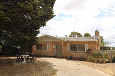 House Sold - WA - Wagin - 6315 - Bit of elbow grease and reap the rewards of this home in a great location!!  (Image 2)