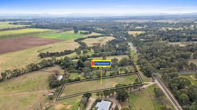 Residential Block For Sale - VIC - Stratford - 3862 - RURAL LIVING READY TO BUILD ON  (Image 2)