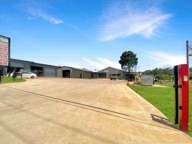 Industrial/Warehouse For Lease - QLD - North Toowoomba - 4350 - Large Warehouse with Offices in North Toowoomba Industrial Location!  (Image 2)