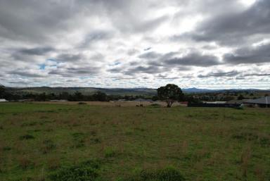 Residential Block Sold - NSW - Merriwa - 2329 - Spectacular Views!  (Image 2)