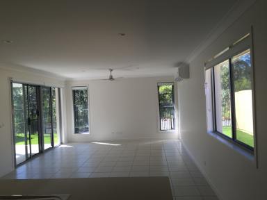 House Leased - QLD - Peregian Springs - 4573 - Modern home in the heart of Peregian Springs!  (Image 2)