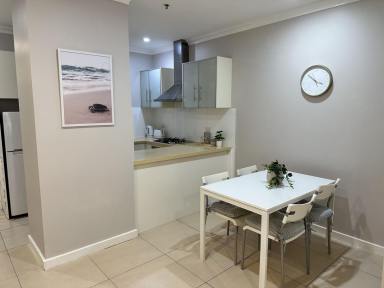 Apartment For Lease - SA - Adelaide - 5000 - Amazing 2 Bedroom Fully Furnished Apartment in Perfect CBD Location! AVAILABLE NOW  (Image 2)