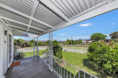 House For Sale - NSW - Tumut - 2720 - Renovated Delight  (Image 2)