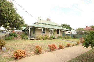 House For Sale - VIC - Rochester - 3561 - PERIOD HOME RESTORATION OPPORTUNITY  (Image 2)