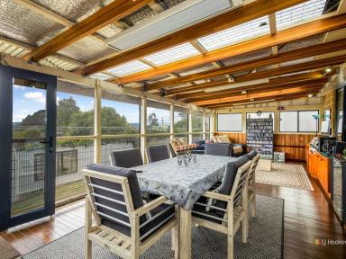 House Sold - TAS - Sheffield - 7306 - High on your List  (Image 2)