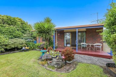 House Sold - VIC - Garfield - 3814 - Country Cottage  (Image 2)