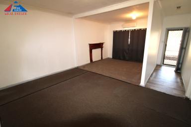 House Leased - WA - Wagin - 6315 - 3x1 available for rent  (Image 2)