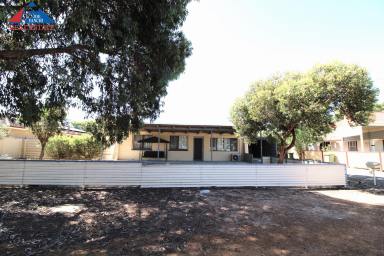 House Leased - WA - Wagin - 6315 - 3x1 available for rent  (Image 2)