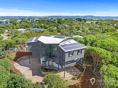 House For Sale - VIC - Sandy Point - 3959 - SANDY POINT BEACH ESCAPE - METICULOUSLY REFURBISHED.  (Image 2)