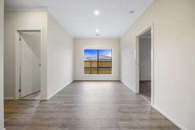 House Leased - VIC - Winter Valley - 3358 - BRAND NEW 4 BEDROOM PROPERTY IN POPULAR ESTATE  (Image 2)