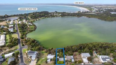 House Sold - SA - Robe - 5276 - Tranquil hideaway with stunning lake views  (Image 2)