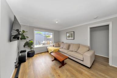 House For Sale - NSW - Adelong - 2729 - Modern Living!  (Image 2)