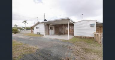 House Leased - QLD - West Mackay - 4740 - Low set brick family home close to the CBD and hospital  (Image 2)