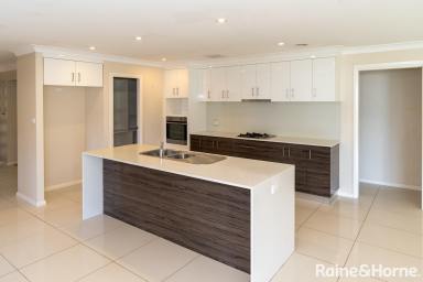 House Leased - NSW - Bourkelands - 2650 - LIVE IN LUXURY IN BOURKELANDS  (Image 2)
