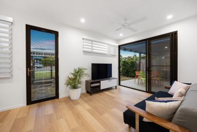Townhouse Leased - QLD - Cooroy - 4563 - Modern Townhouse in heart of the hinterland! - Furnished -  (Image 2)