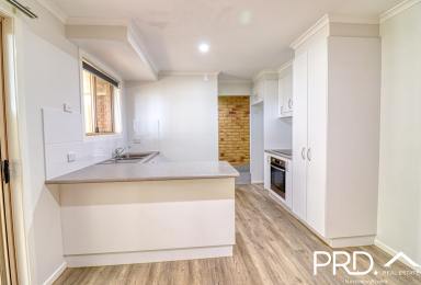 House Leased - NSW - Lismore Heights - 2480 - Spacious Townhouse  (Image 2)