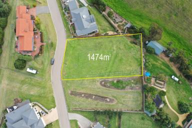 Residential Block For Sale - VIC - Lakes Entrance - 3909 - Stunning Land Holding at Sea-Lakes Close  (Image 2)