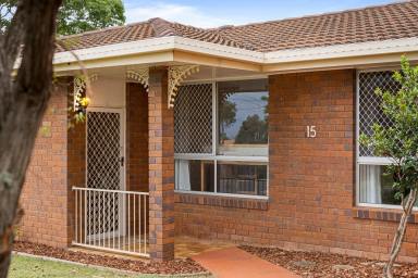 House Sold - QLD - Newtown - 4350 - Looking for extra value on a fixed budget?  (Image 2)