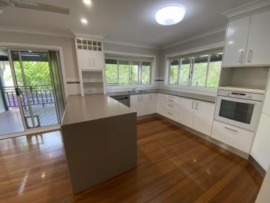 House Leased - NSW - Taree - 2430 - Beautiful 3 bedoom home  (Image 2)