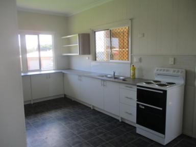 House Leased - QLD - Ingham - 4850 - TIDY HOME JUST BLOCKS FROM THE MAIN ROAD OF INGHAM. OUT OF KNOWN FLOOD!  (Image 2)