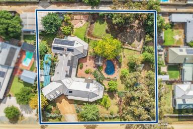 House For Sale - VIC - Echuca - 3564 - Unique property with endless potential  (Image 2)