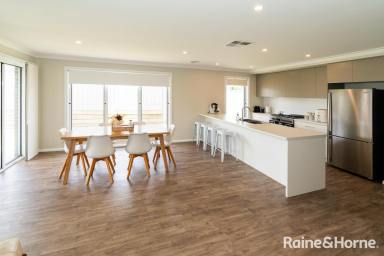 House For Lease - NSW - Gobbagombalin - 2650 - MODERN LIVING IN GOBBAGOMABLIN  (Image 2)