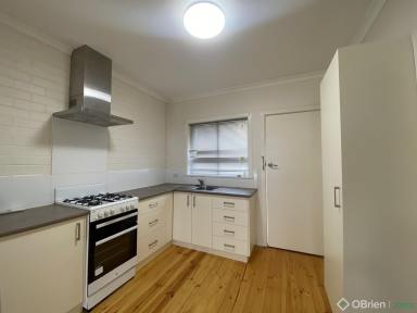 Unit Leased - VIC - Wangaratta - 3677 - ONE BEDROOM UNIT IN WEST END  (Image 2)
